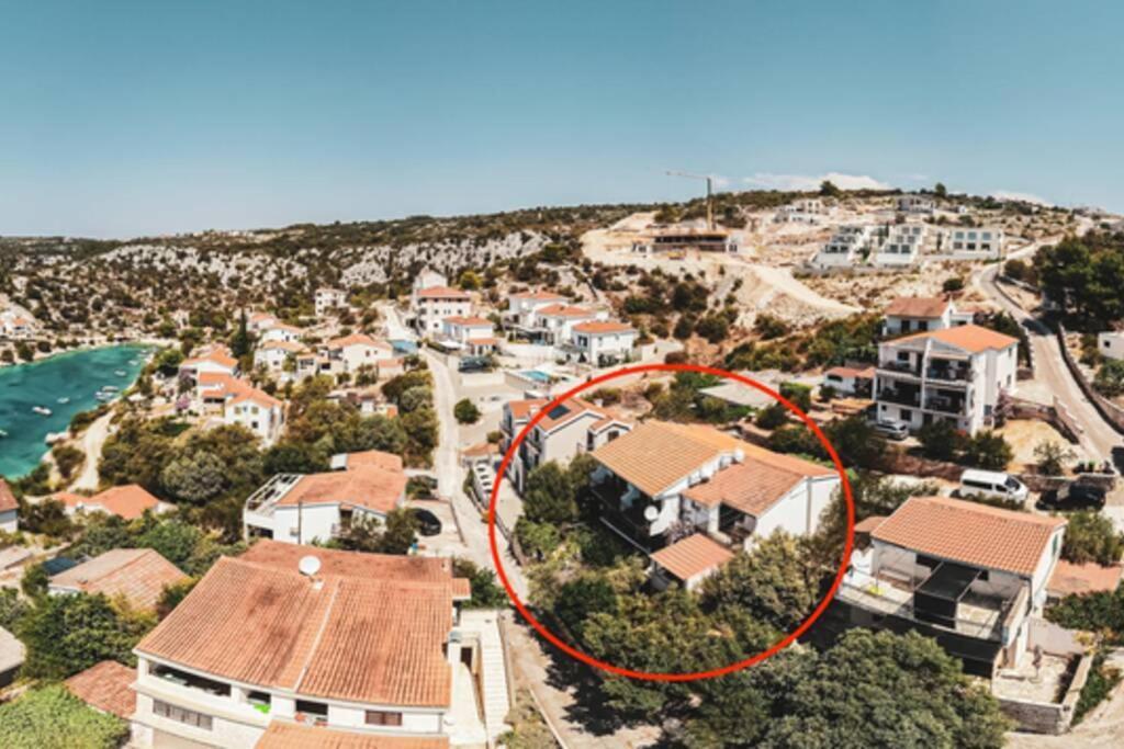 One Bedroom Apartment With Terrace And Seaview - B Sevid Eksteriør billede