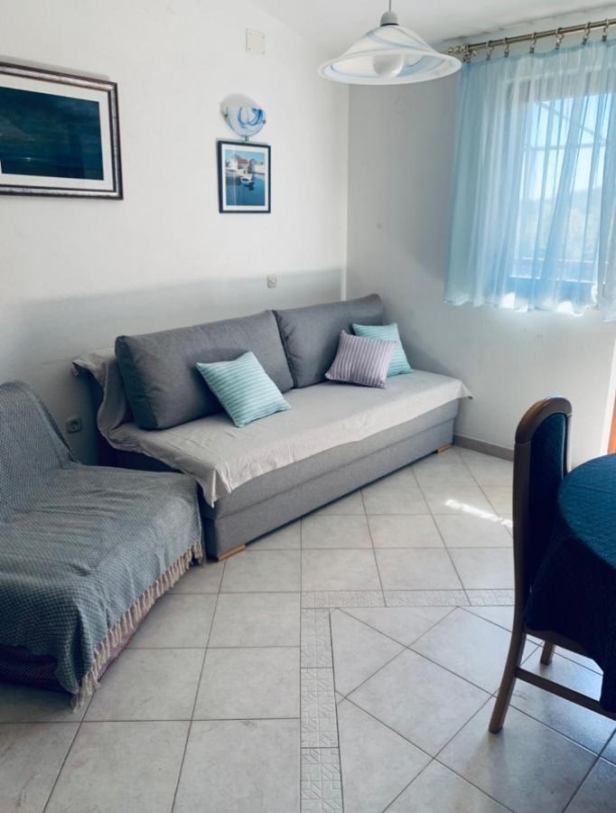 One Bedroom Apartment With Terrace And Seaview - B Sevid Eksteriør billede
