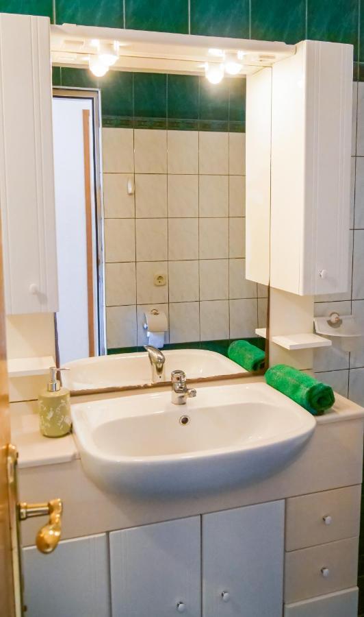 One Bedroom Apartment With Terrace And Seaview - B Sevid Eksteriør billede